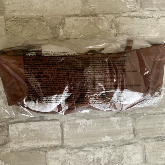 SAVAGE X FENTY: Core Microfiber Strapless Bra - Picture 11 of 13